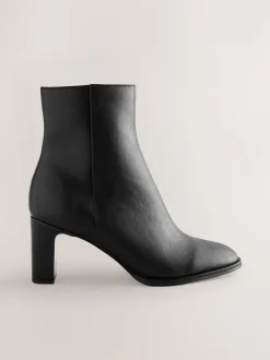 Ruimvallend En Extraruimvallend*Next - Forever Comfort® - Enkellaarzen met blokhak Zwart