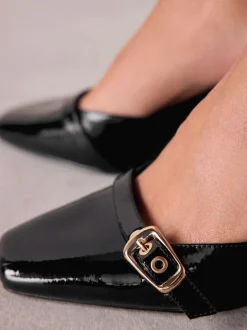 Schoenen Met Hakken*Next - Forever Comfort® Buckle Closed Toe Block Heels Zwart