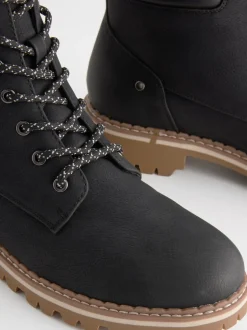 Ruimvallend En Extraruimvallend*Next - Forever Comfort® casual enkellaarsjes met veters Zwart