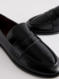 Ruimvallend En Extraruimvallend|Lage Schoenen*Next - Forever Comfort® Penny loafers met ronde neus Zwart