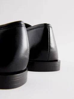 Ruimvallend En Extraruimvallend|Lage Schoenen*Next - Forever Comfort® Penny loafers met ronde neus Zwart