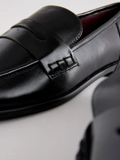 Ruimvallend En Extraruimvallend|Lage Schoenen*Next - Forever Comfort® Penny loafers met ronde neus Zwart