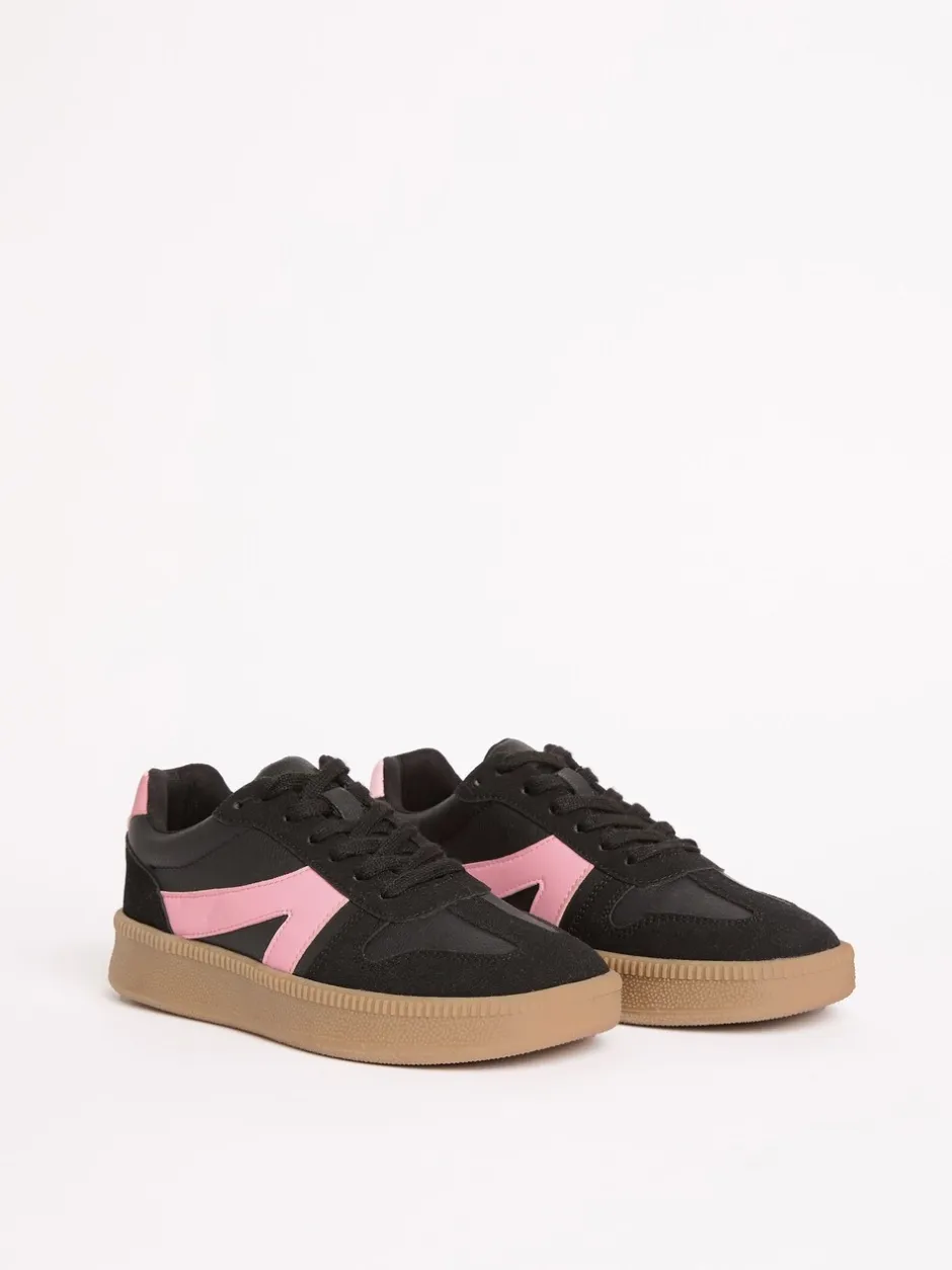 Sneakers|Friends Like These Zwart - Lace Up Retro Gumsole Sports Trainers