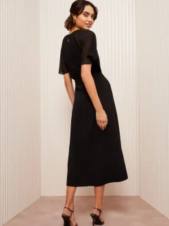 Gelegenheidskleding|Jurken*Friends Like These - scuba chiffon midi-jurk met fladdermouwen Zwart