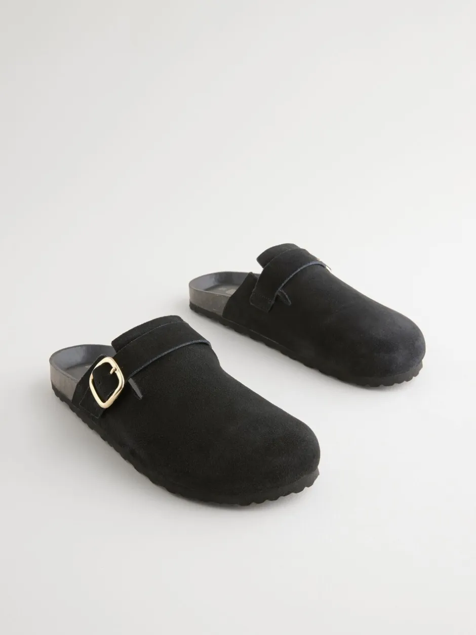 Lage Schoenen|Next - Klompen met leren voetbed Zwart