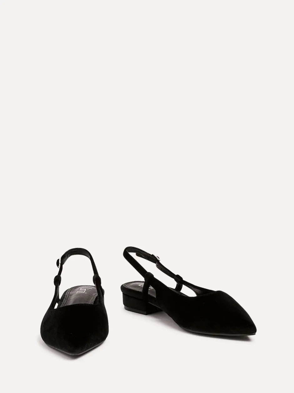 Lage Schoenen*Linzi - Clasica Low Heeled Slingback Courts Zwart