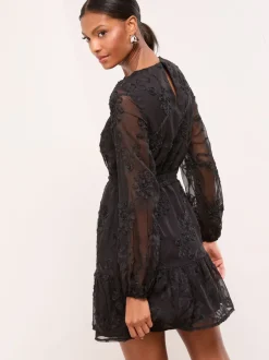 Jurken*Lipsy - 3D Lace Long Sleeve Mini Dress Zwart