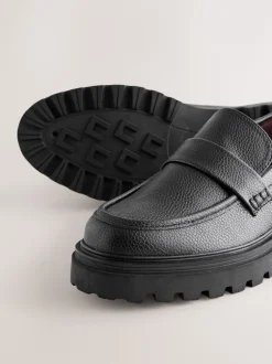 Ruimvallend En Extraruimvallend|Lage Schoenen|Next - Loafers met dikke zool Zwart