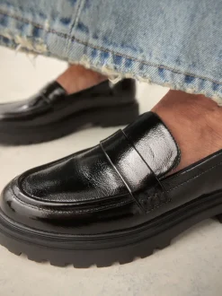 Ruimvallend En Extraruimvallend|Lage Schoenen|Next - Loafers met dikke zool Zwart