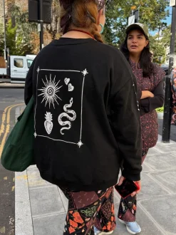 Hoody's En Sweatshirts*Never Fully Dressed Zwart - Embroidered Sweatshirt