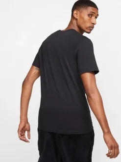 Sportkleding|Nike Zwart - Club T-shirt