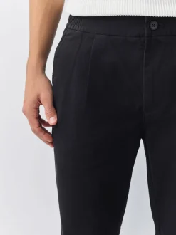 Broeken En Chino's|Next - Slim Fit - Pleated Stretch Chinos Trousers With Elasticated Waist Zwart