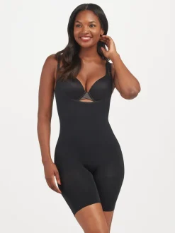 Shapewear|Spanx - sculpt™ Naadloze Power bodysuit met open buste tot halverwege de dij Zwart
