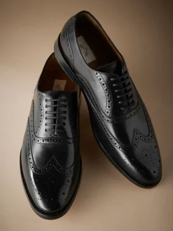 Schoenen|Formele Schoenen*Next - Standaard pasvorm - Signature Italiaans leren brogues met gevleugelde neus Zwart