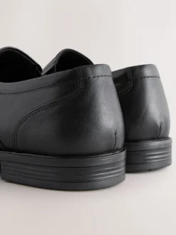 Schoenen|Formele Schoenen|Next Zwart - Standaard pasvorm - Leren instapschoenen met inzetstuk