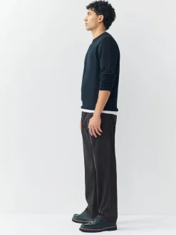 Broeken En Chino's|Next Zwart - Standaard toelopende pasvorm - Stretchy chino