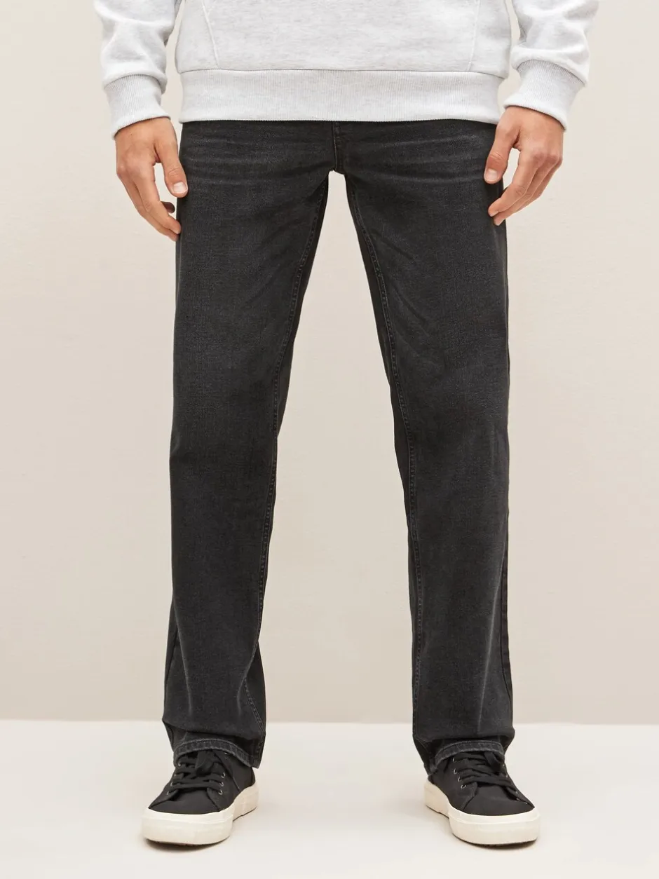 Jeans*Next - Straight-fit Essential stretchy jeans met rechte pasvorm Zwart
