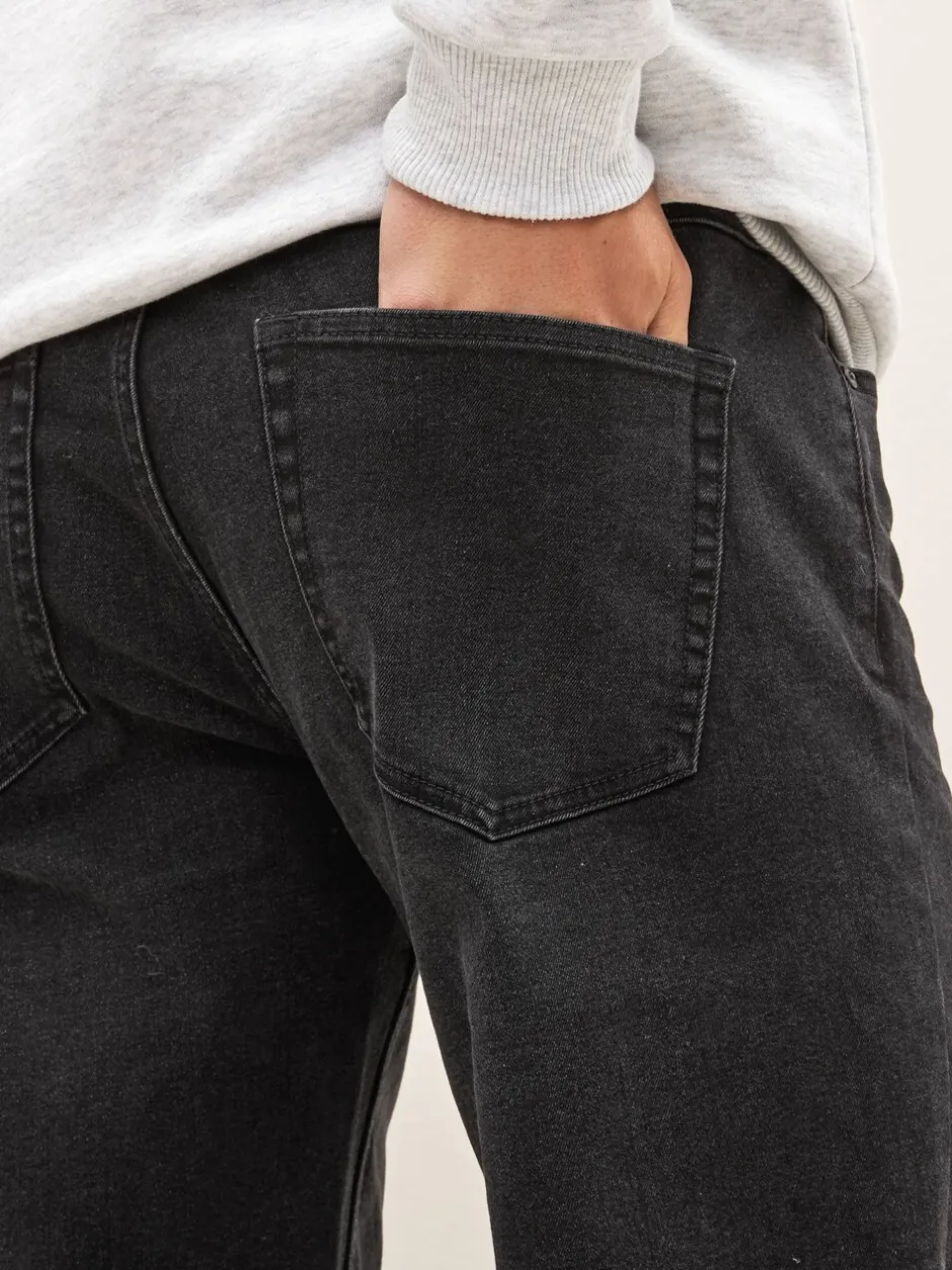 Jeans*Next - Straight-fit Essential stretchy jeans met rechte pasvorm Zwart