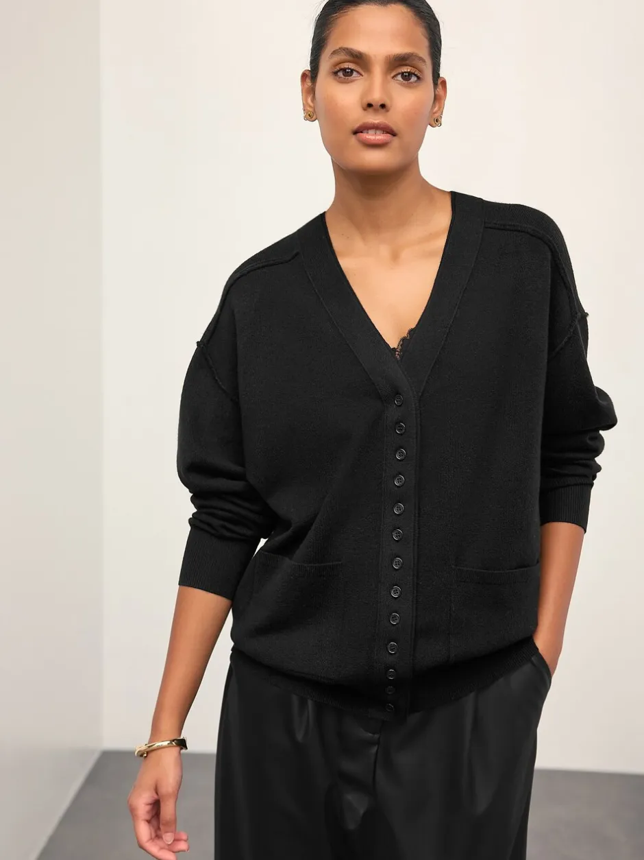 Gebreide Kleding|Next Zwart - Superzacht V-hals vest met zakken