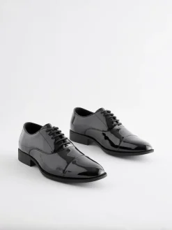 Schoenen|Formele Schoenen*Next Zwart - Wijde pasvorm - Lakleren Oxford-schoenen met neusstuk