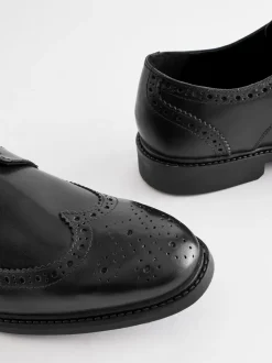 Schoenen|Formele Schoenen|Next - Wijde pasvorm - Leren derby-brogues Zwart