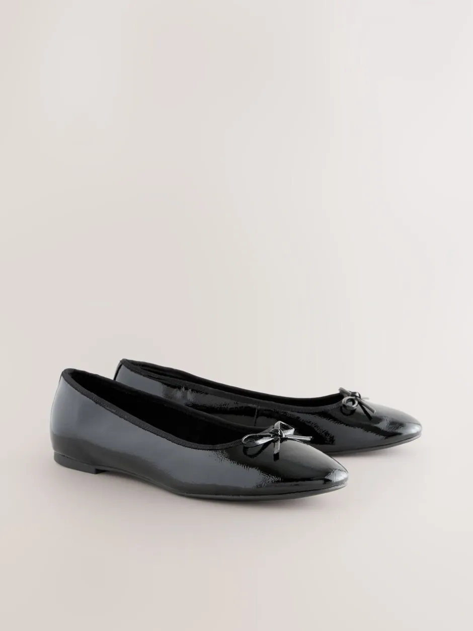 Ruimvallend En Extraruimvallend|Lage Schoenen*Next Zwart lak - Ballerina's met ronde neus