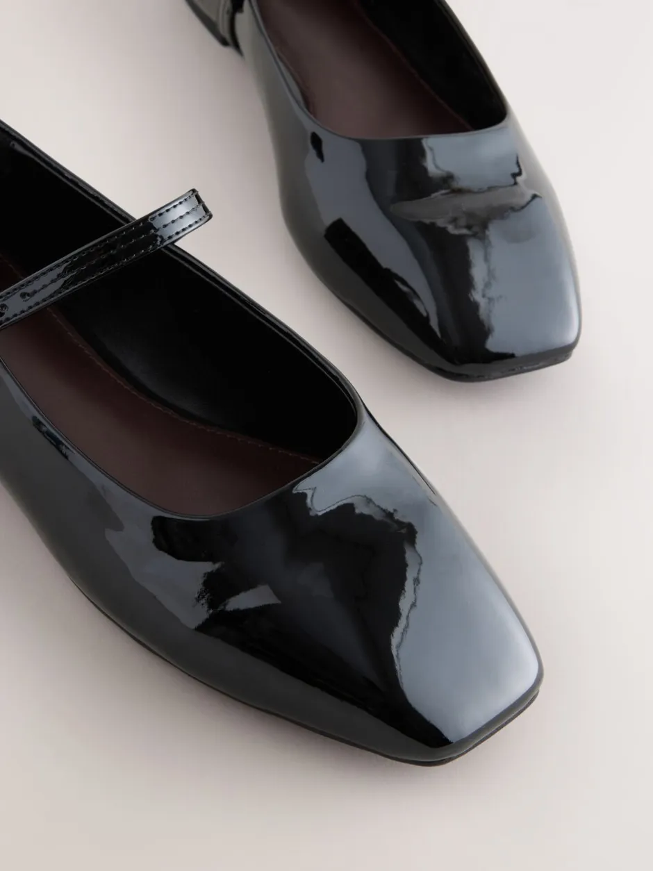 Lage Schoenen|Next - Mary Jane-schoenen met vierkante neus Zwart lak