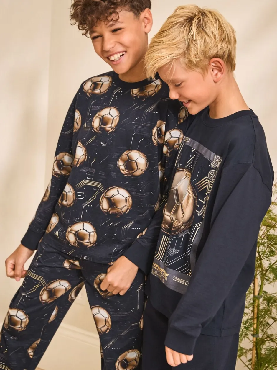 Pyjama's*Next Zwart met goudkleurige voetbal - Verpakking van 2 pyjama's met lange mouwen (3-16 jr)
