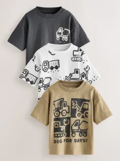 Tops|T-Shirts*Next - Short Sleeve All Over Graphic Print T-Shirts 3 Pack (3mths-7yrs) Zwart met graafmachine