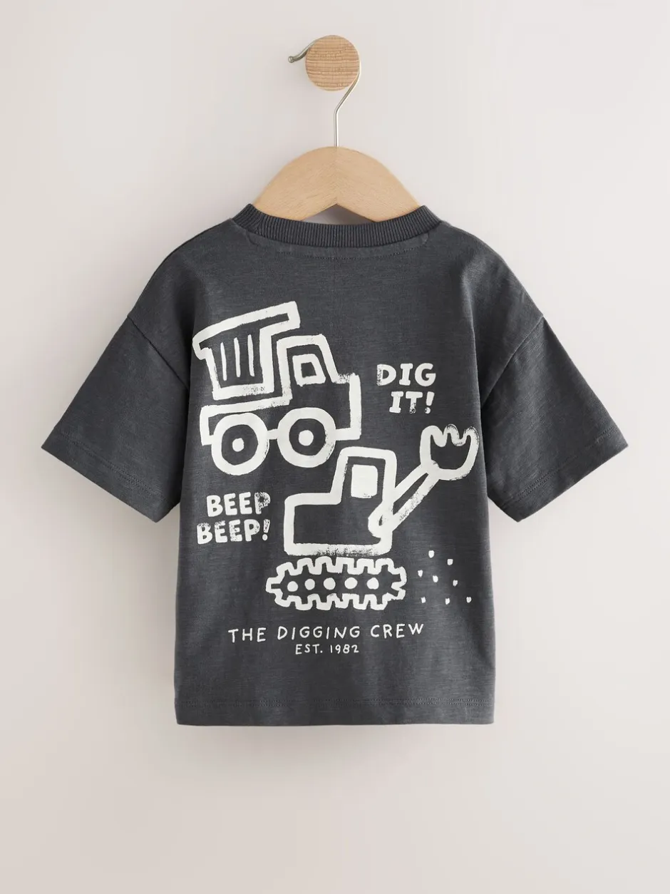 Tops|T-Shirts*Next - Short Sleeve All Over Graphic Print T-Shirts 3 Pack (3mths-7yrs) Zwart met graafmachine