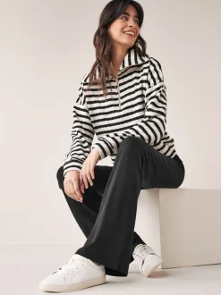 Leggings En Joggingbroeken*Next - - Onverkorte legging Zwart met uilopende pijpen