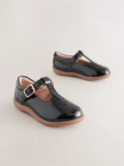 Eerste Schoentjes|Babyschoenen|Next - First Walker schoenen met klittenband en T-bandje Zwart patentleer
