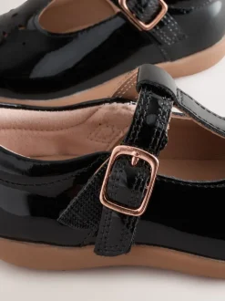 Eerste Schoentjes*Next - First Walker schoenen met klittenband en T-bandje Zwart patentleer