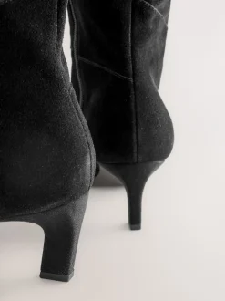 Ruimvallend En Extraruimvallend|Boots|Next - Forever Comfort® Knee High Chisel Toe Heeled Boots Zwart suède