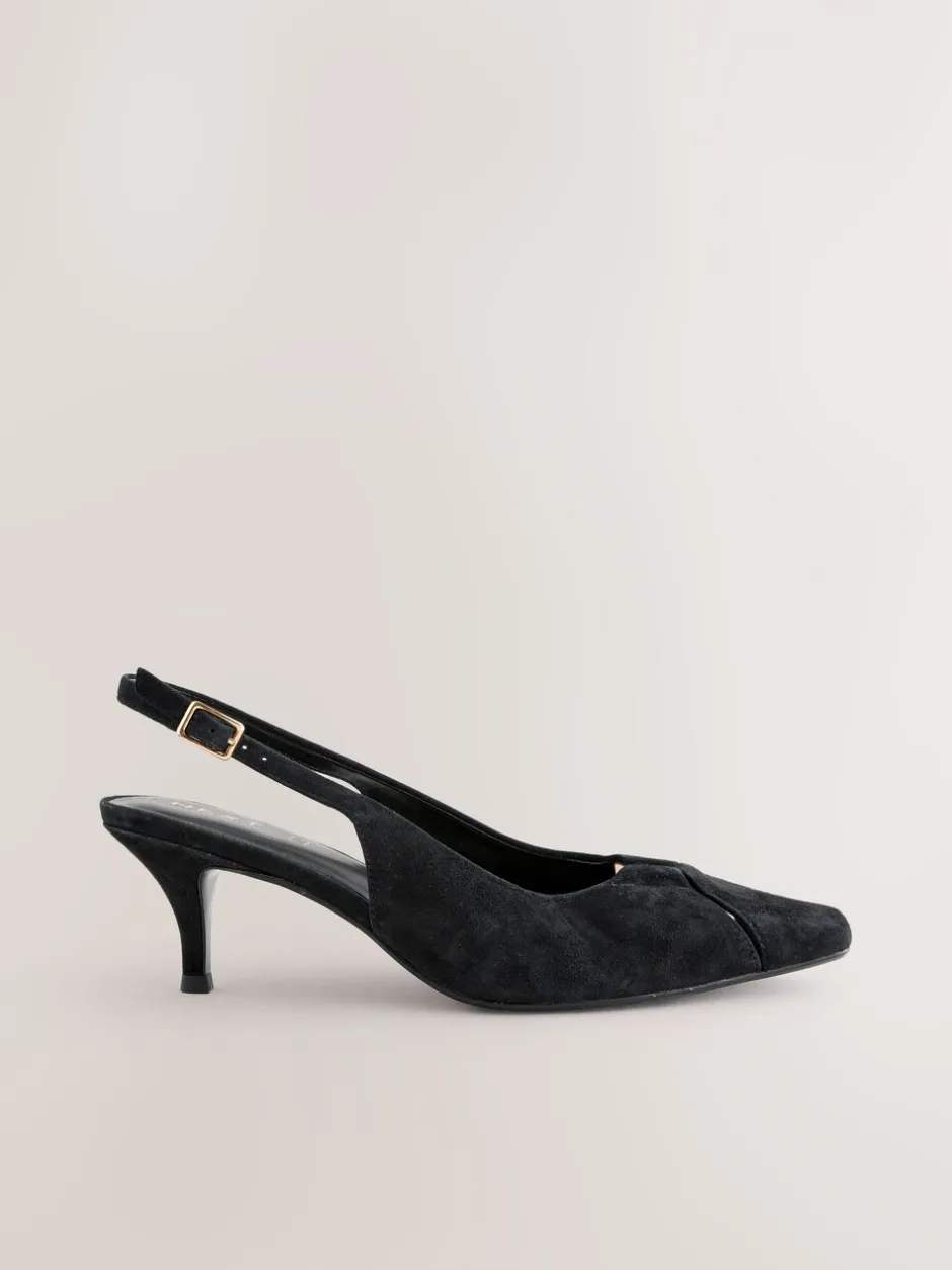 Ruimvallend En Extraruimvallend|Schoenen Met Hakken|Next - Leren slingbackhakken met uitsnijdingen en hardwaredetails Zwart suède
