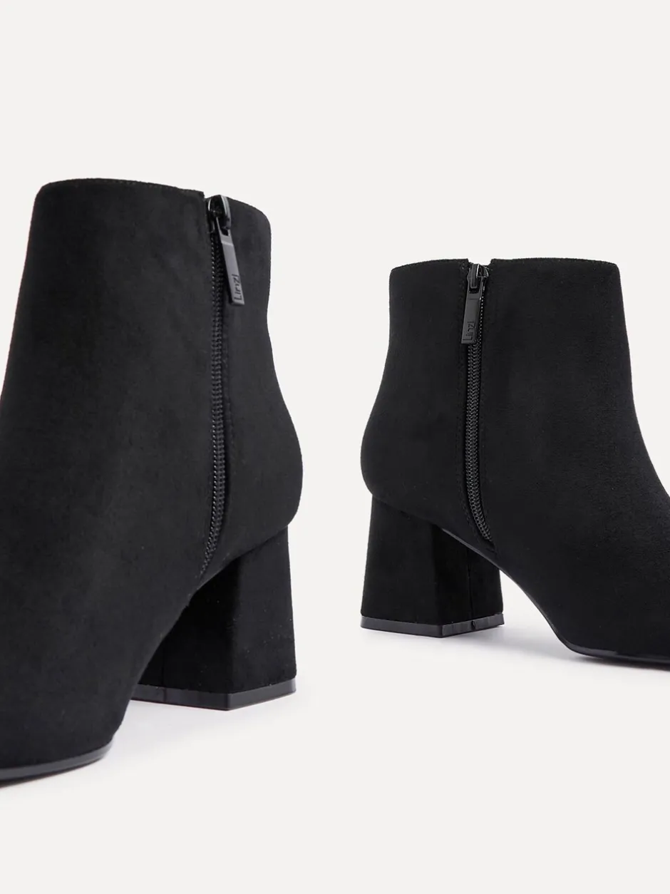 Ruimvallend En Extraruimvallend|Linzi - Alba Wide Fit Block Heeled Ankle Boots Zwart suède