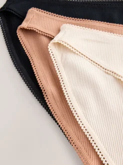 Onderbroeken|Next - Verpakking van 3 geribbelde katoenen slips Zwart/caramel Huidskleur/praline Huidskleur
