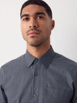 Shirts*Next - Overhemd met lange mouwen en print Zwart/goudkleurige schakel