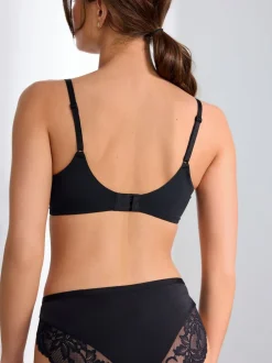 Beha's*Next Zwart/huidskleurig - A-E Afvlakkende Ultimate Comfort Beha's 2 Verpakking