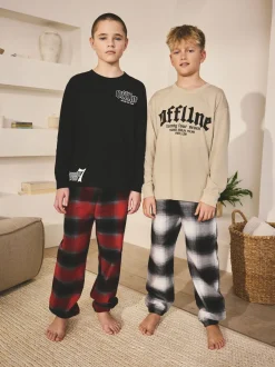 Pyjama's|Nachtkleding En Pyjama's|Next Zwart/Rood/kiezelkleurig Offline - Set van 2 geweven geruite pyjama's met lange mouwen (3-16jr)