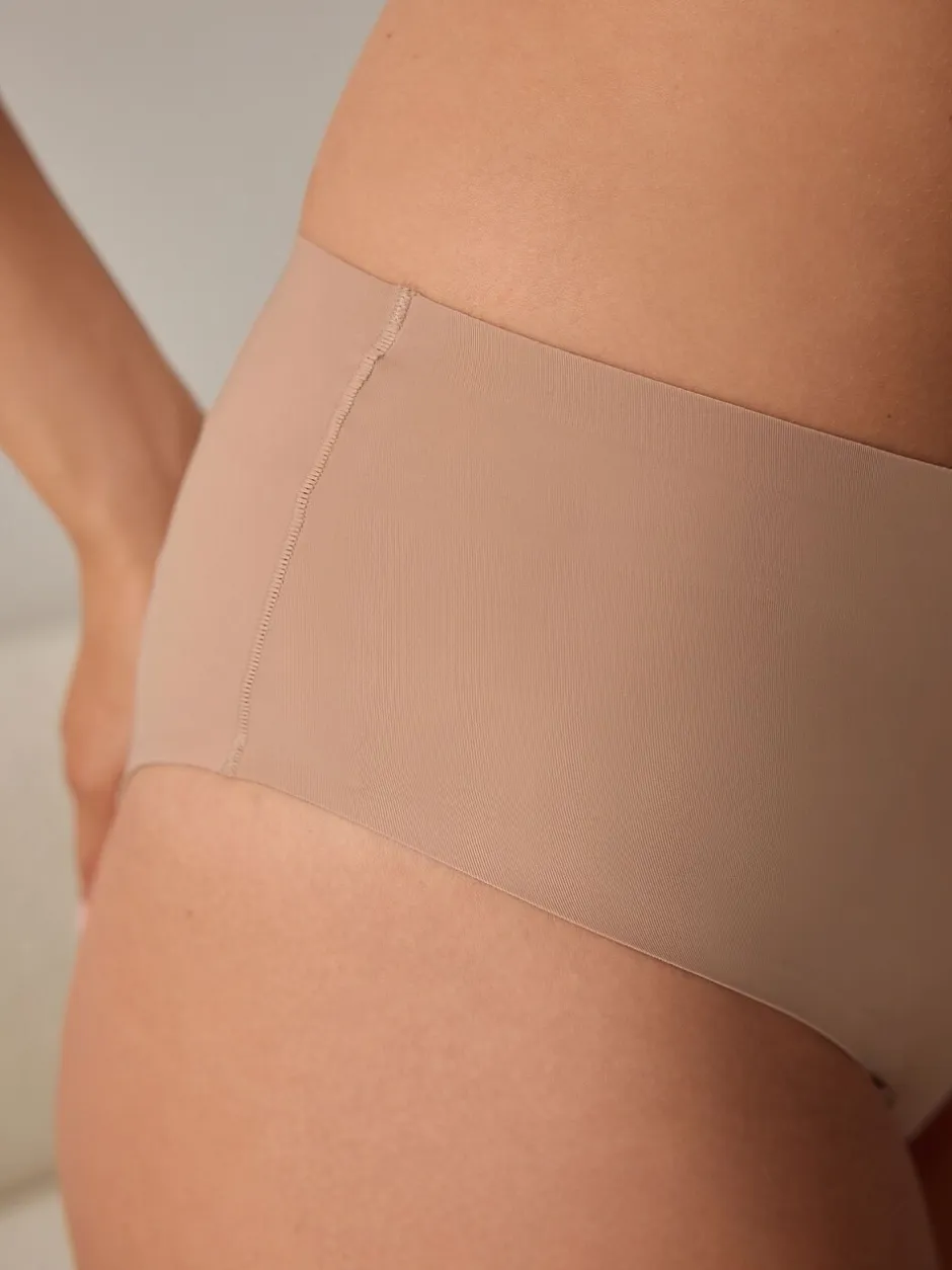 Onderbroeken*Next - Geen zichtbare onderbroeklijn comfortabele slips verpakking van 3 Zwart/wit/praline huidskleur